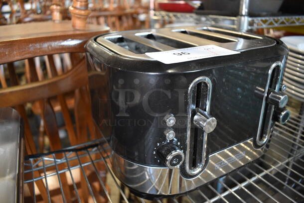 Black & Decker TR4200SBD Metal Countertop 4 Slot Toaster. 120 Volts, 1 Phase. 12x10x8 - Image 3 of 5