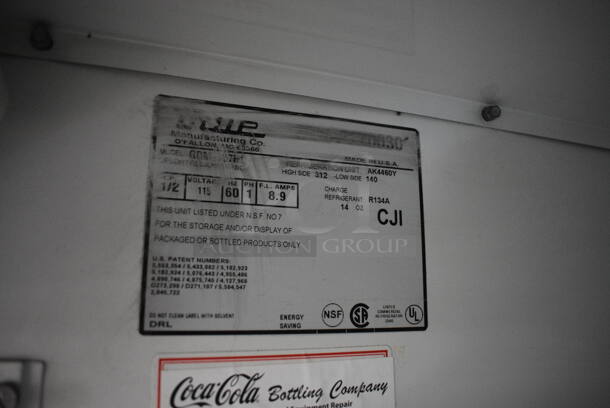 True Metal Commercial 2 Door Reach In Cooler Merchandiser w/ Poly Coated Racks. 115 Volts, 1 Phase. 44x30x79. Tested and Working! - Image 6 of 6
