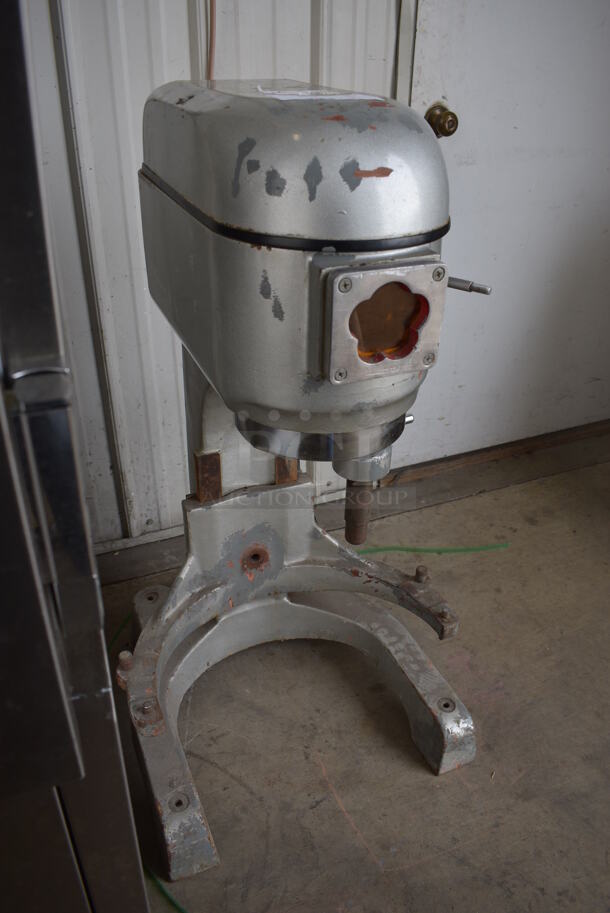 2015 Sun-Mate Model SM-401 Metal Commercial Floor Style 40 Quart Planetary Mixer. 220 Volts, 3 Phase. 22x20x40 - Image 6 of 8