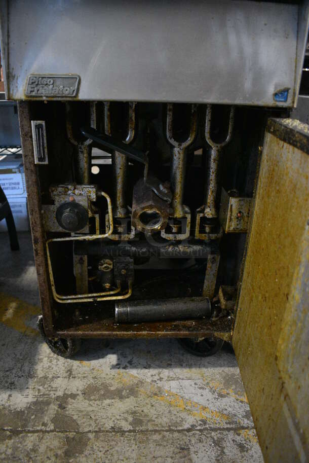 Pitco Frialator 14 Stainless Steel Commercial Floor Style Natural Gas Powered Deep Fat Fryer w/ 2 Metal Fry Baskets on Commercial Casters. 110,000 BTU. 15.5x30x50 - Image 6 of 8