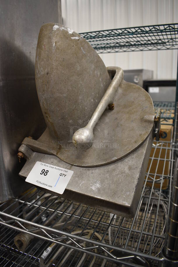 Metal Commercial Pelican Head w/ Grating Blade. 12x18x13 - Image 1 of 3