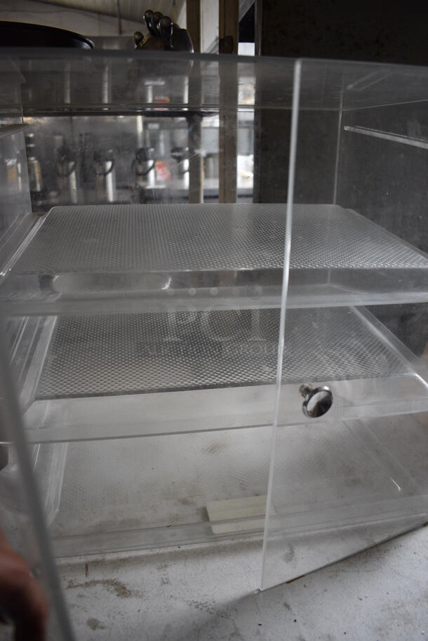 Clear Poly Countertop Dry Display Case. 19x17x18 - Image 4 of 4