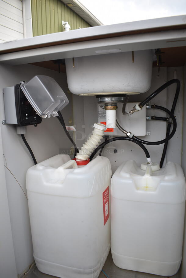 Stainless Steel Commercial Portable Sink on Commercial Casters. - Image 6 of 8