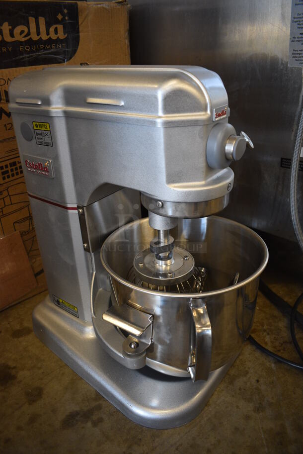 BRAND NEW IN BOX! Estella Model 348EMIX8 Metal Commercial Countertop 8 Quart Planetary Dough Mixer w/ Stainless Steel Mixing Bowl, Whisk, Paddle and Dough Hook Attachment. Unit Was Only Used as a Demonstration at Trade Shows. 120 Volts, 1 Phase. 13x16x20. Tested and Working! - Image 4 of 7