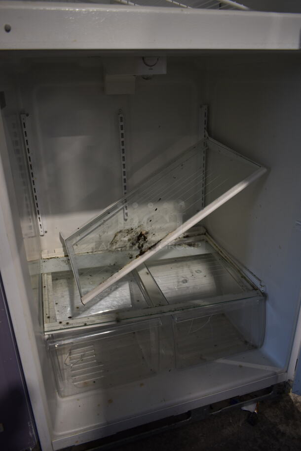 Whirlpool W1TXNMFWQ02 Metal Cooler Freezer Combo Unit. 115 Volts, 1 Phase. Tested and Working! - Image 4 of 6