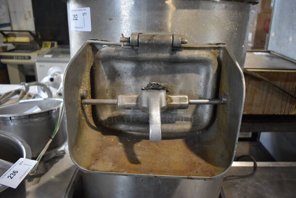 Hobart Metal Commercial Floor Style Potato Peeler. 115 Volts, 1 Phase. 24x30x68. Tested and Working! - Image 4 of 10
