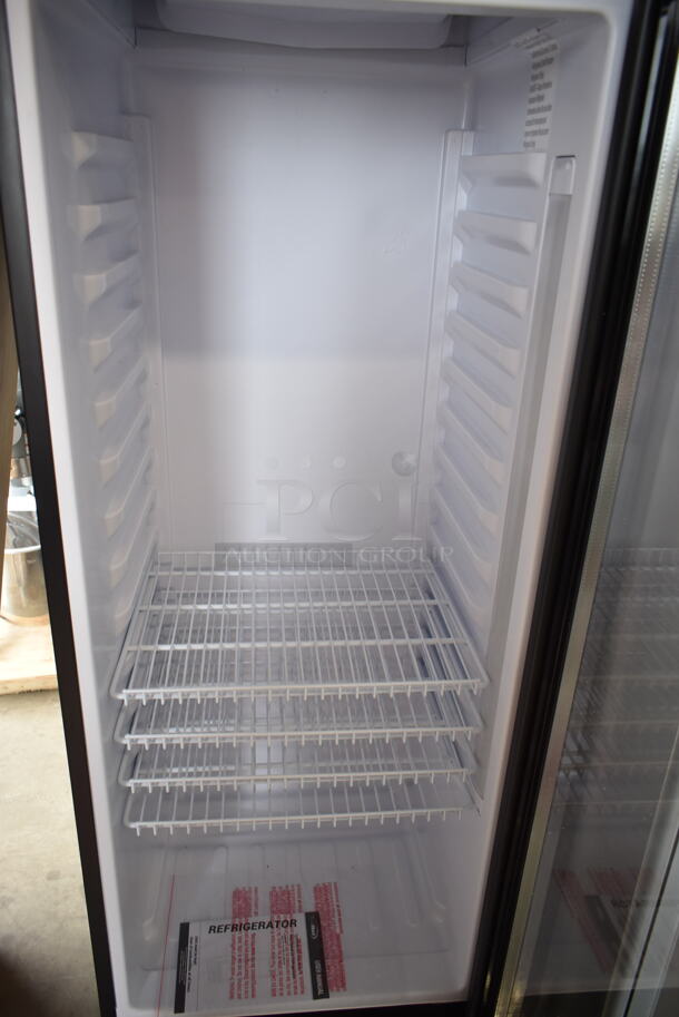 BRAND NEW SCRATCH AND DENT! KoolMore MDR-9CP Stainless Steel Commercial Single Door Reach In Cooler Merchandiser. 115 Volts, 1 Phase. Tested and Working! - Image 3 of 4