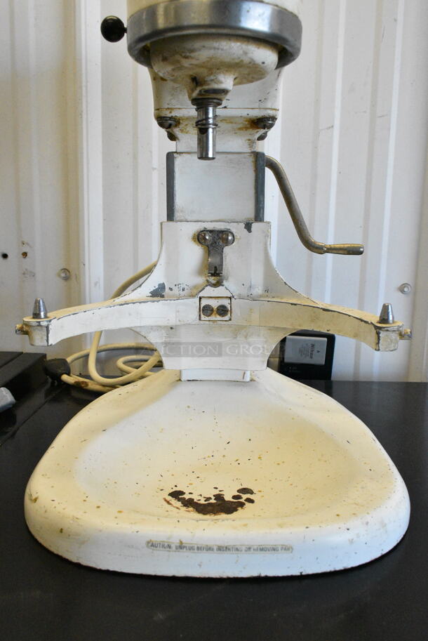 KitchenAid Metal Countertop Planetary Dough Mixer. Tested and Working! - Image 3 of 6