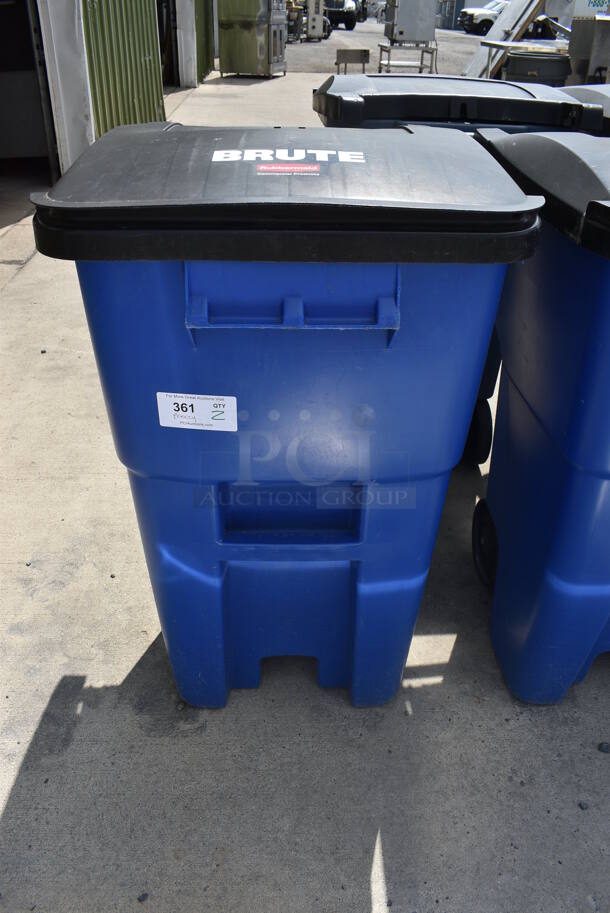2 Rubbermaid Blue and Black Poly Trash Cans. 23x31x39. 2 Times Your Bid! - Image 3 of 5