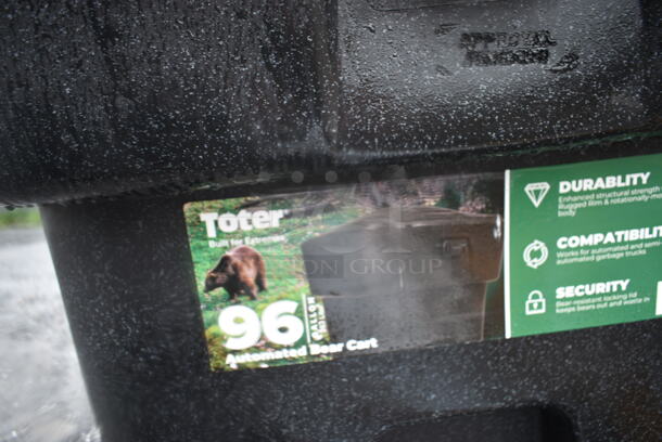 BRAND NEW SCRATCH AND DENT! Toter Poly 96 Gallon Trash Can. - Image 8 of 9