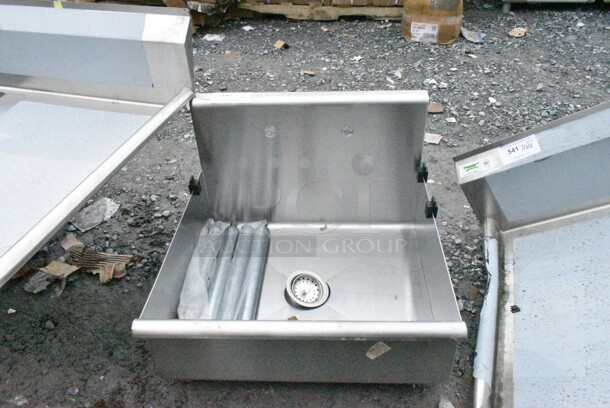 BRAND NEW SCRATCH AND DENT! Steelton 522MS2124 21" x 24" x 8" 18-Gauge 430 Stainless Steel Standing Mop Sink.  - Image 2 of 7