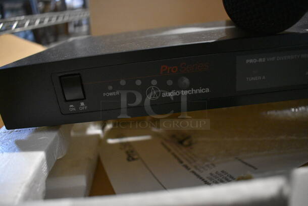 IN ORIGINAL BOX! Audio-Technica ProSeries PRO-R2 ATW-R11 VHF Diversity Receiver w/ Microphone. 19x7x3 - Image 3 of 12