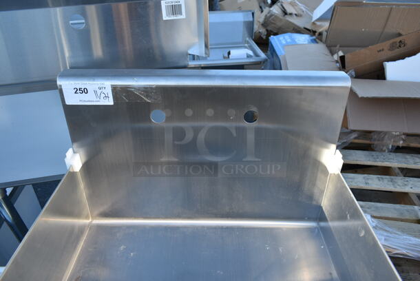 BRAND NEW SCRATCH AND DENT! Stainless Steel Commercial Single Bay Sink. - Image 2 of 4