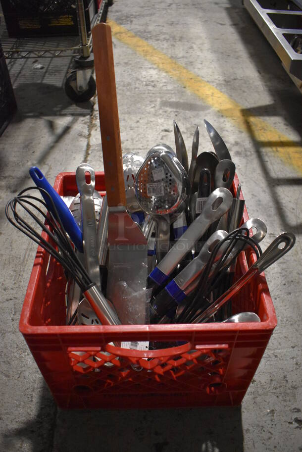 ALL ONE MONEY! Crate of Various BRAND NEW Items Including Serving Spoons and Whisks - Image 6 of 6