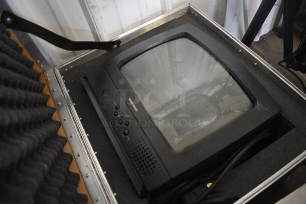 Radio Shack 13" Monitor In Gray Metal Case. 21x19x18 - Image 4 of 6