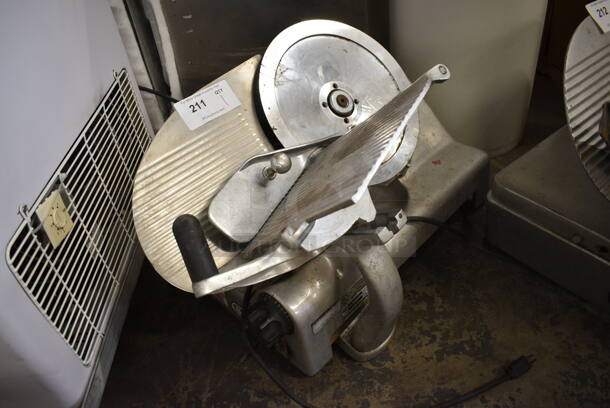 Berkel Model 808 Stainless Steel Commercial Countertop Meat Slicer. 115 Volts, 1 Phase. 28x20x19. Cannot Test Due To Missing Power Switch - Image 2 of 7
