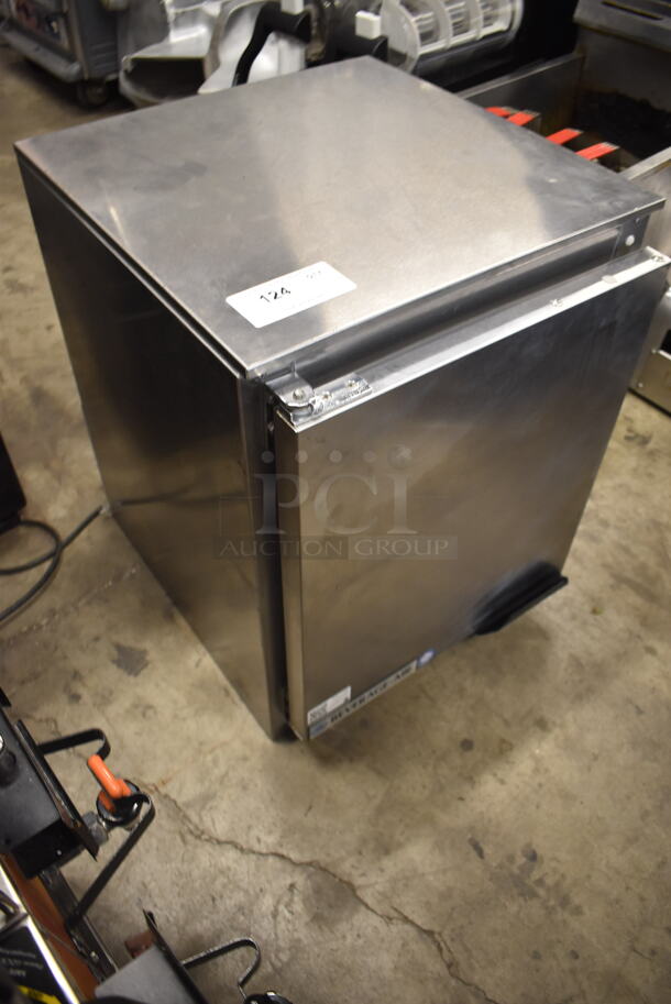 Beverage-Air UCR20Y-141 Commercial Stainless Steel Undercounter Cooler With Polycoated Shelf. 115V, 1 Phase. Tested and Working! - Image 2 of 5