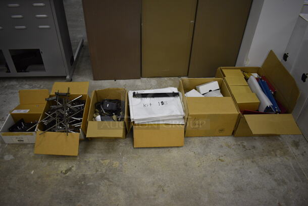 ALL ONE MONEY! Lot of Various Metal Pieces, Connectors and Dividers (Main Building) 