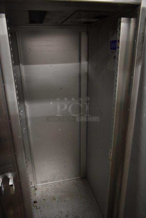 Traulsen G22010 Stainless Steel Commercial 2 Door Reach In Freezer. 115 Volts, 1 Phase. Tested and Working! - Image 5 of 6