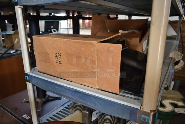 Box of 6 BRAND NEW Black Poly 1/6 Size Drop In Bins. 1/6x6 - Image 4 of 4