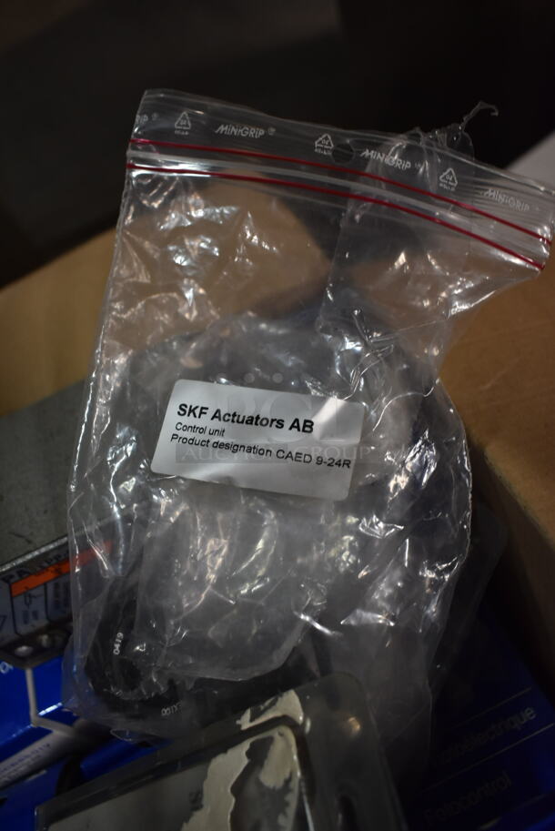BRAND NEW IN BOX! Lot of Various BRAND NEW Items Including Intermatic Photo Control Accessory and Sidewind Gear Kit - Image 5 of 6