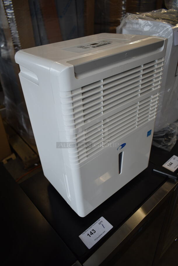 BRAND NEW SCRATCH AND DENT! Whynter RPD-421EW 40 Pint Energy Star Dehumidifier Auto Restart & Direct Drain. 115 Volts, 1 Phase. Tested and Working! - Image 2 of 6