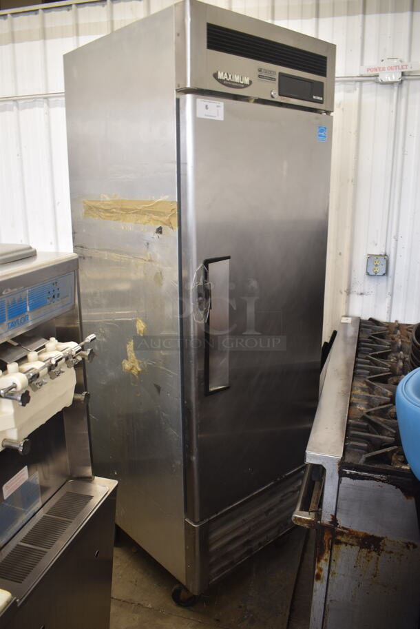 Maximum MSR-23NM Commercial Stainless Steel Solid Door Reach-In Cooler With Polycoated Shelves. 110-120V, 1 Phase. Tested and Working! - Image 2 of 5