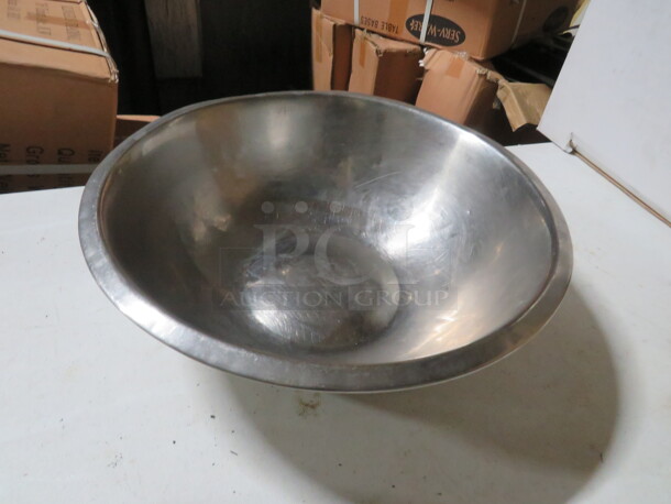 13 Inch Stainless Steel Mixing Bowl. 2XBID