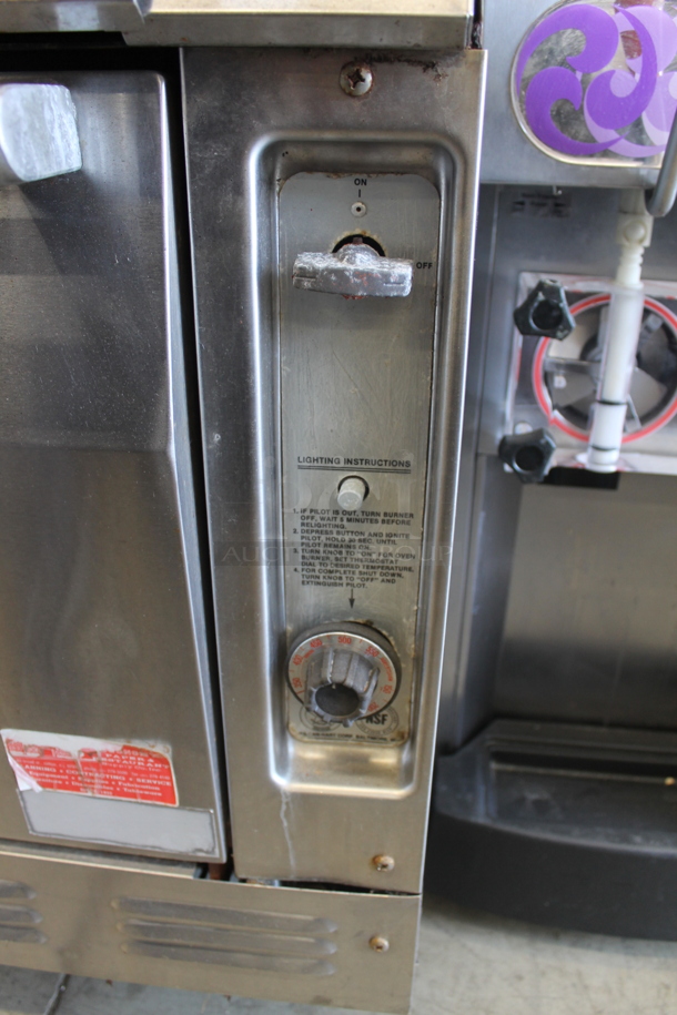 Vulcan H45 Stainless Steel Commercial Natural Gas Powered 10 Burner Range w/ 2 Ovens, Over Shelf and Back Splash. - Image 8 of 11