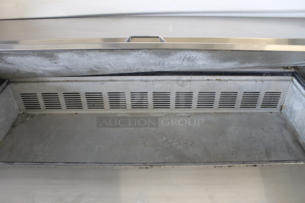 2015 Leader ESLM60S/C Stainless Steel Commercial Sandwich Salad Prep Table Bain Marie Mega Top on Commercial Casters. 115 Volts, 1 Phase. Tested and Does Not Power On - Image 4 of 8