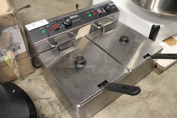BRAND NEW! Galaxy 177EF20E Stainless Steel Countertop Electric Powered 20 Pound Dual Tank Fryer w/ 2 Metal Fry Baskets and Lids. 110 Volts, 1 Phase. Tested and Working! - Image 5 of 7