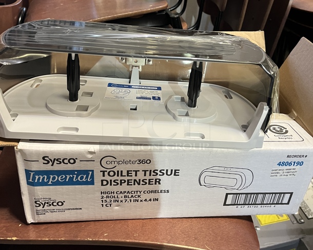 NEW IN BOX Toilet Tissue Dispenser, 2 x Bid
