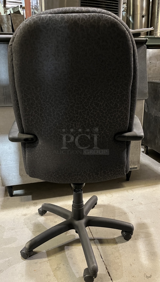 Office Chairs, Swivel, Adjustable, 3 x Bid - Image 2 of 2