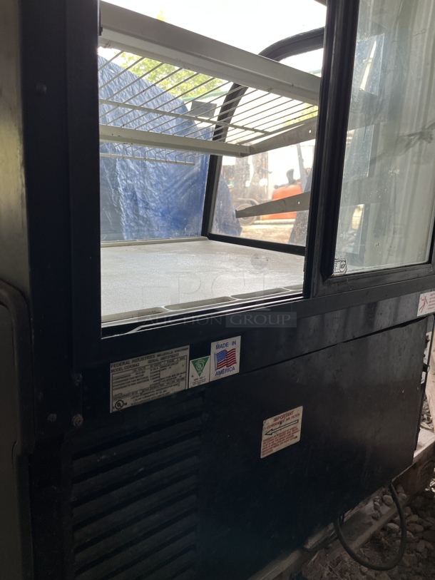 Federal Refrigerated Display Case, 120V, 1 Phase, Tested & Working! - Image 4 of 4