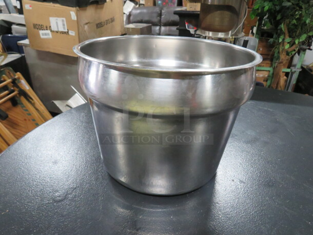 One Stainless Steel Bain Marie. 11X8