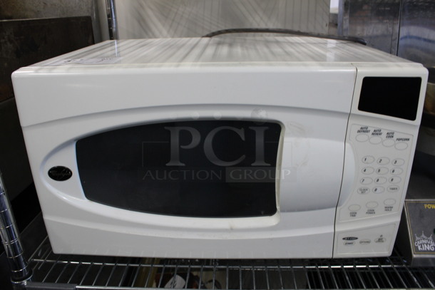 Whirlpool Model MT2110SJQ Countertop Microwave Oven w/ Plate. 120 Volts, 1 Phase. 21x15x12