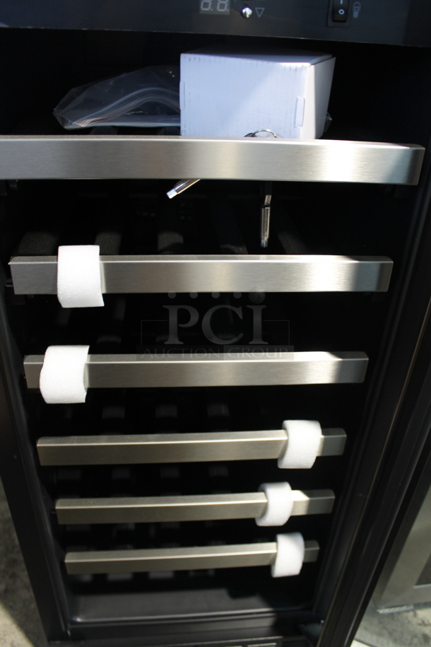 BRAND NEW SCRATCH AND DENT! Danby Silhouette DWC1534BLS 34-Bottle Built-in Wine Cooler Merchandiser. 115 Volts, 1 Phase. Tested and Working! - Image 4 of 5