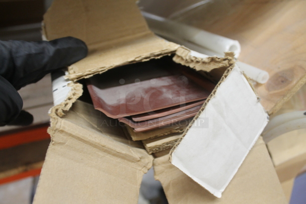 ALL ONE MONEY! PALLET LOT of Various Items Including Vinyl Toe Trim and Cleaning Pads . BUYER MUST REMOVE. - Image 4 of 8