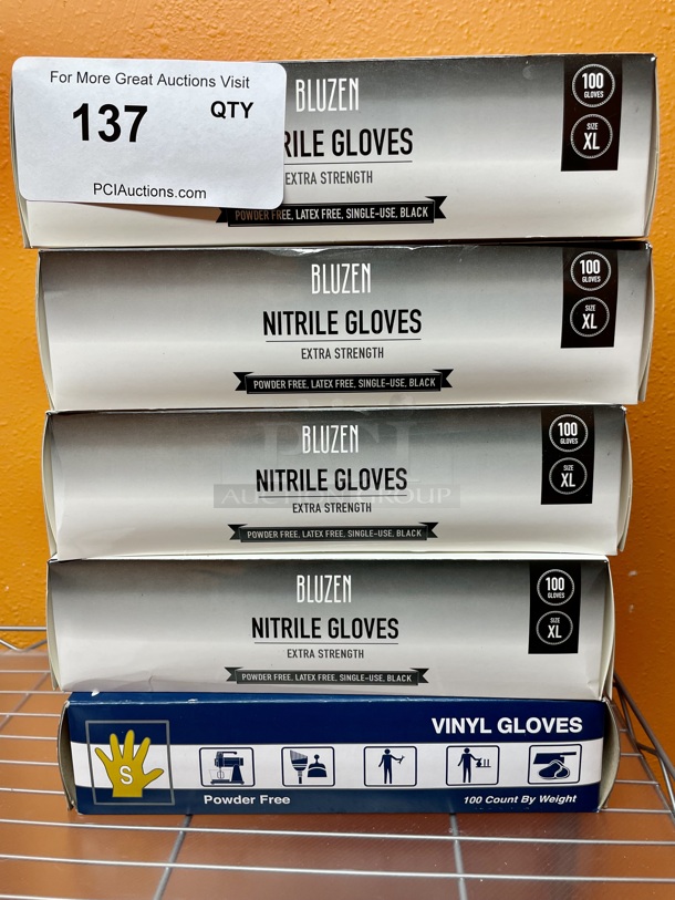 SET OF 5 Boxes Of Gloves, (1) Vinyl - Small & (4) Nitrile - XL. 5x Your Bid