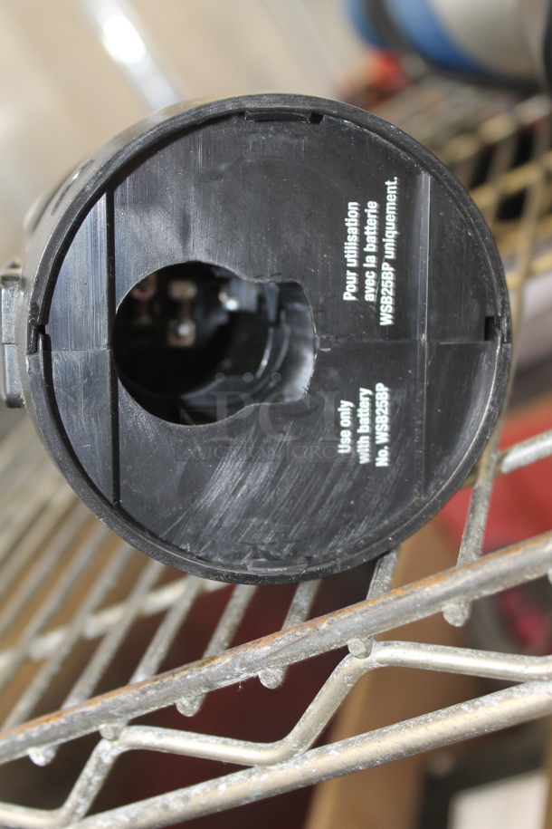 Waring Metal Immersion Blender. 120 Volts, 1 Phase. Cannot Test - Unit Is Missing Power Cord - Image 5 of 6