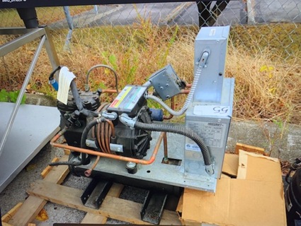 One Compressor. #WS0090M62. 