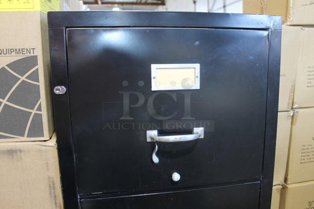 Black Metal 4 Drawer Filing Cabinet. - Image 2 of 3