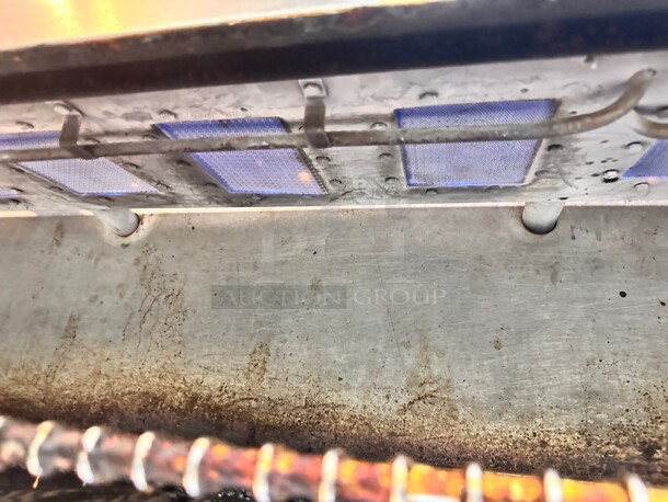 Working! Wolf CMSS-48 48 inch Gas Cheese Melter Broiler w/ Infrared Burner, Stainless, Natural Gas NSF Tested and Working! - Image 4 of 7