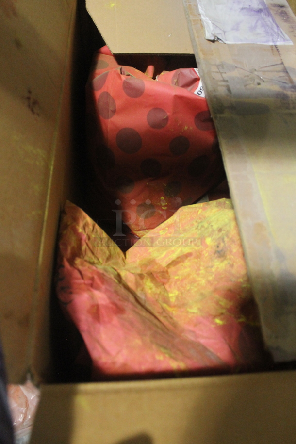 ALL ONE MONEY! PALLET LOT OF Various Items Including Irgazin Yellow 2GLTE, Mophtal Brown 5R and SVH Orange. BUYER MUST REMOVE.  - Image 3 of 5