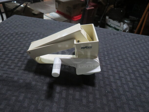One Cheese Grater. - Image 1 of 1