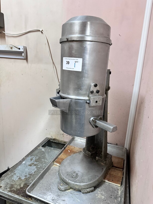 Working! Dalati Commercial Food Processor Heavy Duty Hummus Processing Machine 220 Volt 1 Phase Tested and Working! - Image 4 of 6