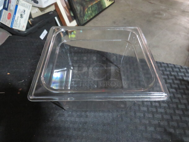 1/6 Size 4 Inch Deep Food Storage Container. 2XBID - Image 1 of 1