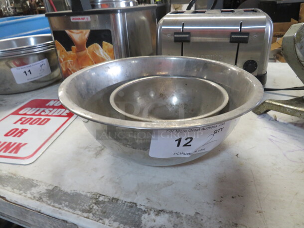 Assorted Size Stainless Steel Mixing Bowl.  2XBID - Image 1 of 1