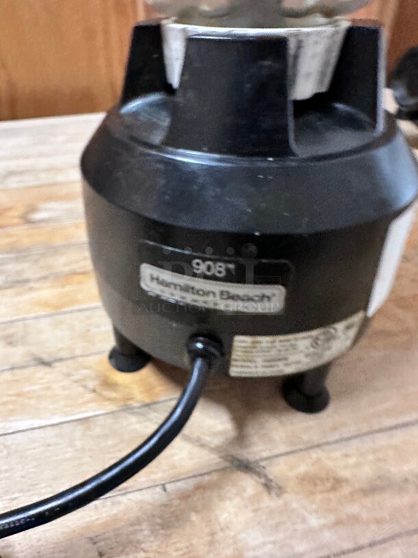 Working! Hamilton Beach 908 Commercial Bar Blender (HBB908) NSF 115 Volt NSF Tested and Working!  - Image 4 of 6
