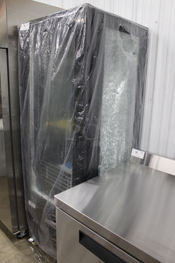 BRAND NEW SCRATCH AND DENT! Avantco 193GD4C15HCB Metal Commercial Single Door Reach In Cooler Merchandiser. 110-120 Volts, 1 Phase. Tested and Powers On But Does Not Get Cold  - Image 5 of 6